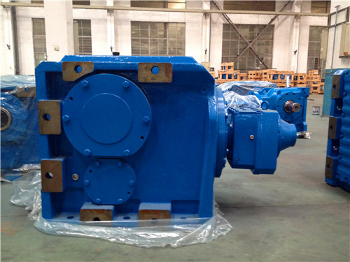 為什么減速機會出現(xiàn)漏油問題？